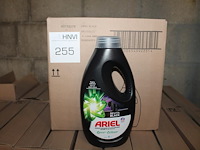 Vier flacons ariel revita black 0,75l. - afbeelding 1 van  2