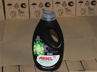 Vier flacons ariel revita black 0,75l. - afbeelding 2 van  2
