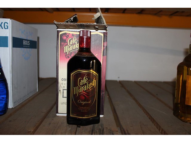Vier flessen koffielikeur cafe marakesh. - afbeelding 1 van  2