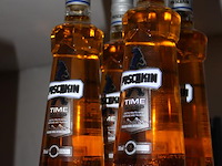 Vier flessen wodka pushkin timewarp. - afbeelding 2 van  2