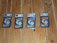 Vier gegrade pokemon kaarten door cgc w.o. twee charizards in 8.5 met handtekening jason paige (geen certif... onderdeel van combinatiekavel kavels p001 t/m p051 combinatiekavel - afbeelding 3 van  5