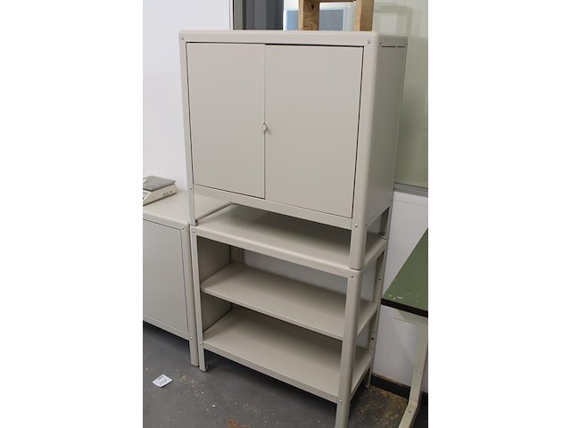 Vier kasten met afmeting 80 x 34 x 80 cm. twee met kast en twee met laden. - afbeelding 2 van  5