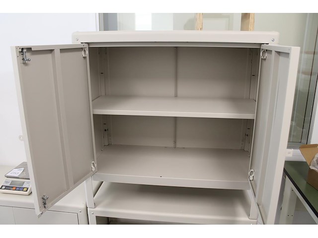 Vier kasten met afmeting 80 x 34 x 80 cm. twee met kast en twee met laden. - afbeelding 5 van  5