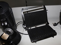 Vier laagwattage camping apparaten w.o. mini frituur tristar, tosti-ijzer tristar, broodrooster tristar en ... - afbeelding 3 van  5