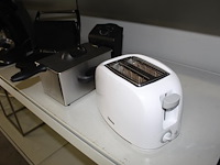 Vier laagwattage camping apparaten w.o. mini frituur tristar, tosti-ijzer tristar, broodrooster tristar en ... - afbeelding 5 van  5