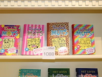 Vier leesboeken dagboek van een muts. - afbeelding 1 van  2