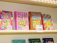 Vier leesboeken dagboek van een muts. - afbeelding 2 van  2