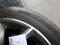 Vier lichtmetalen velgen momo met autobanden met maat 225/45r18 91w. - afbeelding 5 van  5