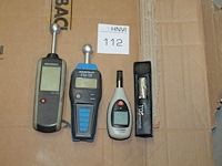 Vier meetinstrumenten waaronder voltcraft mf-100, basetech fm-10, voltcraft bl-20trh en tds-meter. - afbeelding 1 van  4