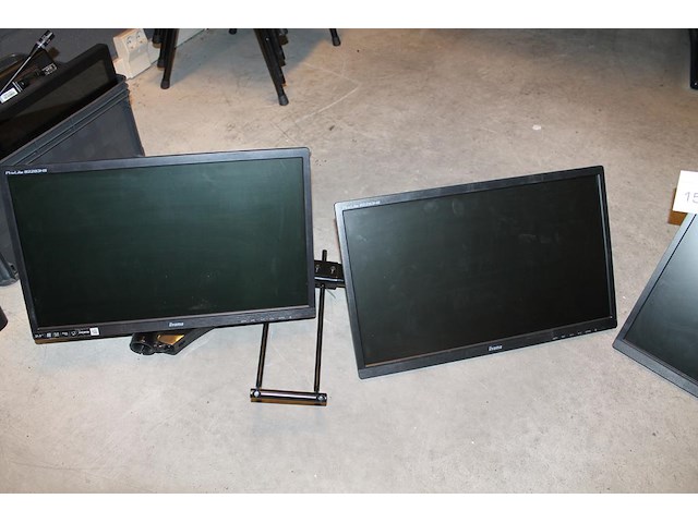 Vier monitoren iiyama aan beugel. voeten van beugels ontbreken. - afbeelding 2 van  3