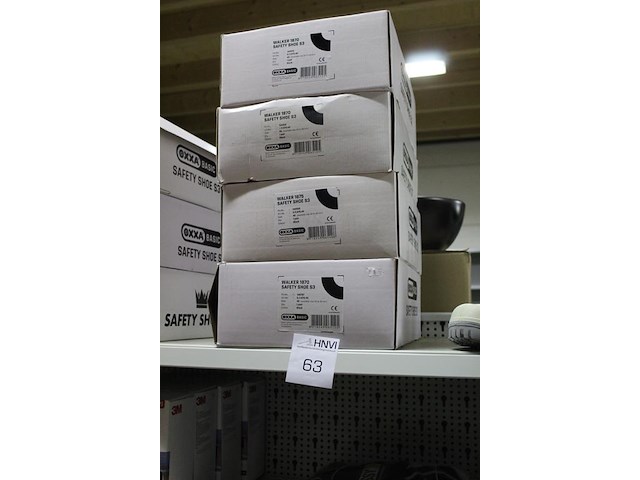 Vier paar oxxa veiligheidsschoenen maat 45 - afbeelding 2 van  2