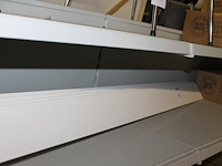 Vier plinten 240 x 10 cm. - afbeelding 3 van  3