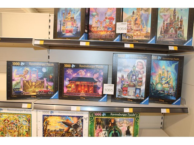 Vier puzzels ravensburger disney collectie. - afbeelding 1 van  2