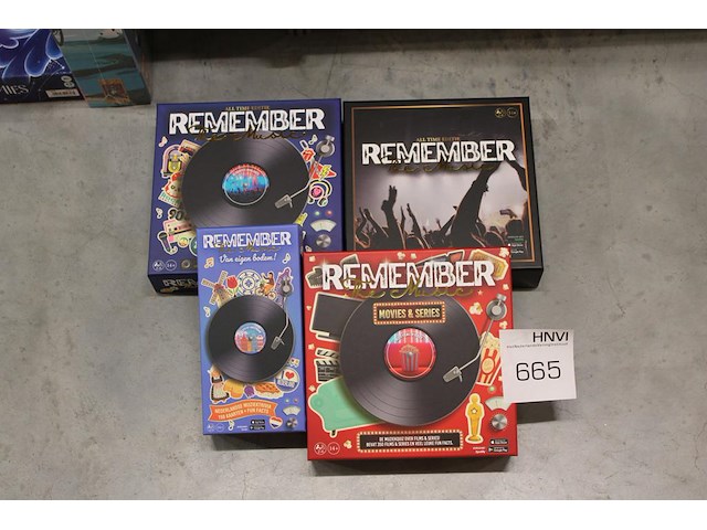 Vier remember the music spellen in diverse uitvoeringen. - afbeelding 1 van  1