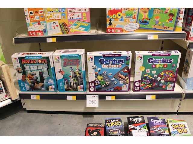 Vier spellen smartgames w.o. break out en g enius square. - afbeelding 1 van  3