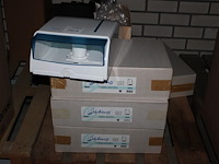Vier toiletroldispensers santino jumbo. - afbeelding 1 van  2