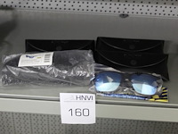 Vier veiligheidsbrillen blaklaber - afbeelding 1 van  2