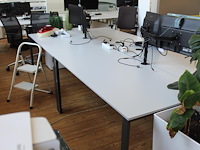 Vier werktafels ahrend. afmeting 160 x 80 cm. in hoogte verstelbaar. - afbeelding 4 van  6