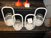 Vier windlichten o.a. hoogte 32 cm. - afbeelding 1 van  2