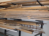 Vierdellige draagarmstelling. afmeting 365 x 90 x circa 250 cm. ophalen na 13:00. - afbeelding 1 van  2