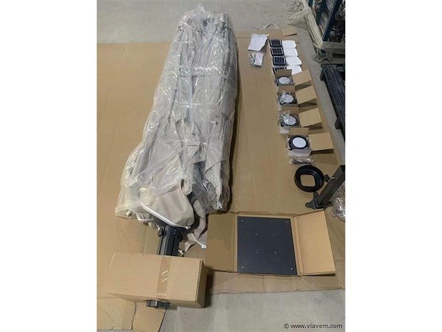 Vierdubbele hangende parasol donkergrijs (4 * 300x300cm) - afbeelding 2 van  10