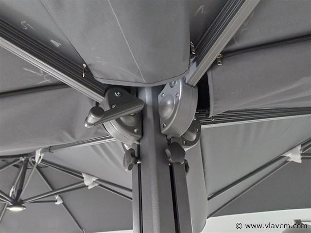 Vierdubbele hangende parasol wit (4 * 300x300cm) - afbeelding 9 van  10