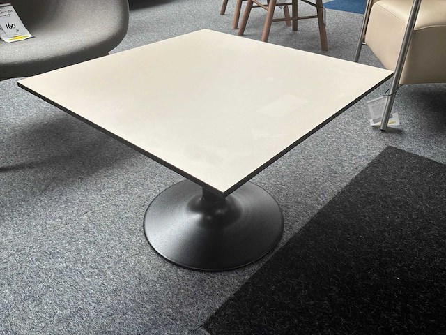 Vierkant - mr - bijzettafel (12x) - afbeelding 2 van  4