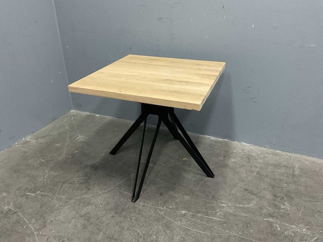 Vierkant eiken eetkamertafel 80x80x77 cm met onderstel dining drone - afbeelding 1 van  4
