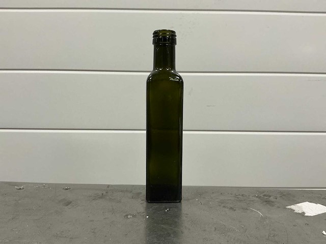 Vierkante glazen marasca-fles (80x) - afbeelding 1 van  2