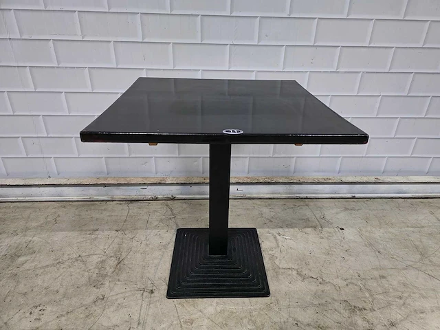 Vierkante tafel (3x) - afbeelding 2 van  4