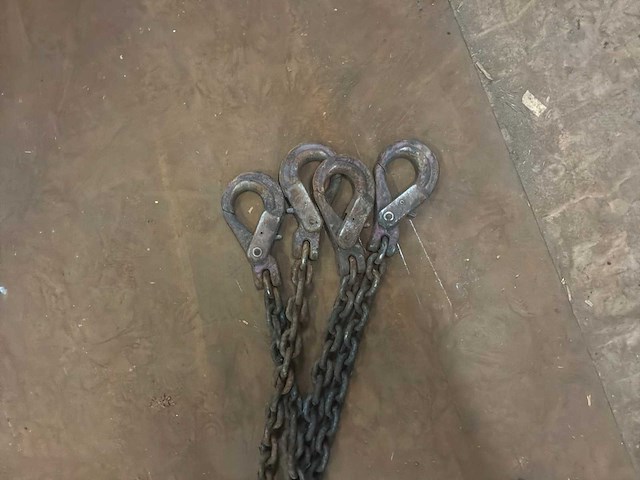 Viersprong ketting - afbeelding 2 van  3