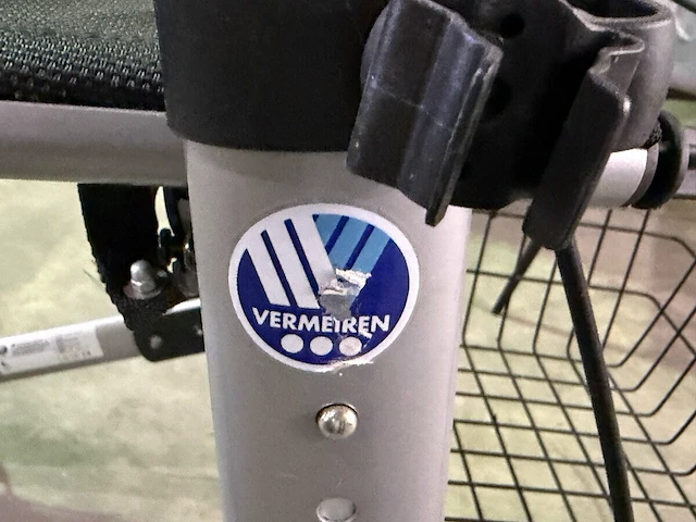 Vierwielige rollator - afbeelding 2 van  3