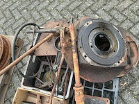 Vierzon 302 oldtimer tractor onderdelen - afbeelding 4 van  16