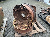 Vierzon 302 oldtimer tractor onderdelen - afbeelding 13 van  16