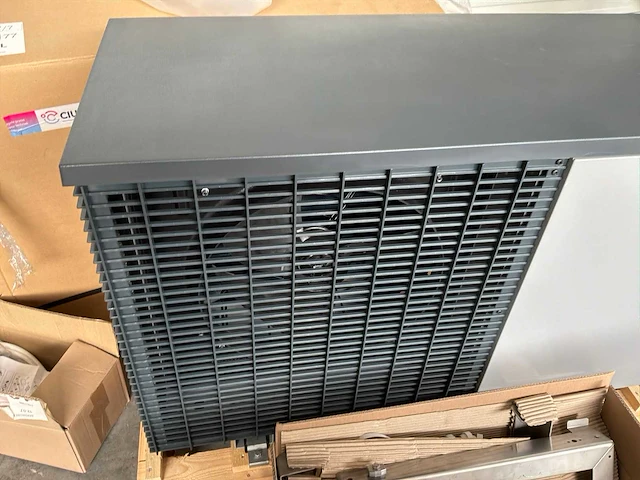 Viessmann vitocal 200-a 4 kw warmtepomp buitenunit - afbeelding 3 van  7