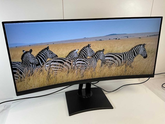 Viewsonic (vp3481a) 34”, 3440x1440 (uwqhd) lcd curved monitor - afbeelding 2 van  6