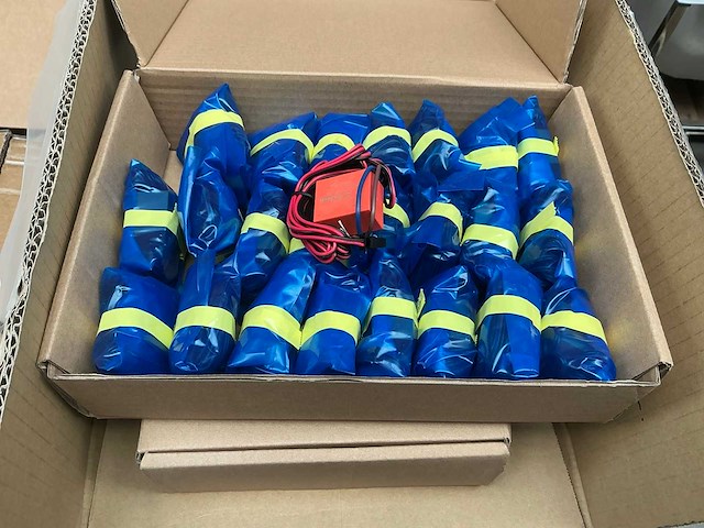 Vigortronix powerconverter vtx-214-005-106w (48x) - afbeelding 4 van  4