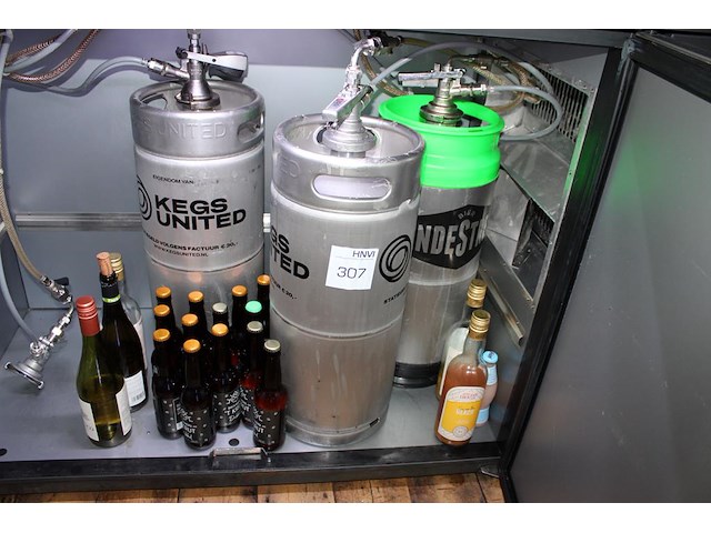 Vijf aangebroken fusten 20 liter. - afbeelding 1 van  2