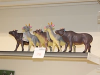 Vijf boerderijbeesten.