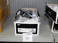 Vijf bollé veiligheidsbrillen in twee kleuren - afbeelding 1 van  3