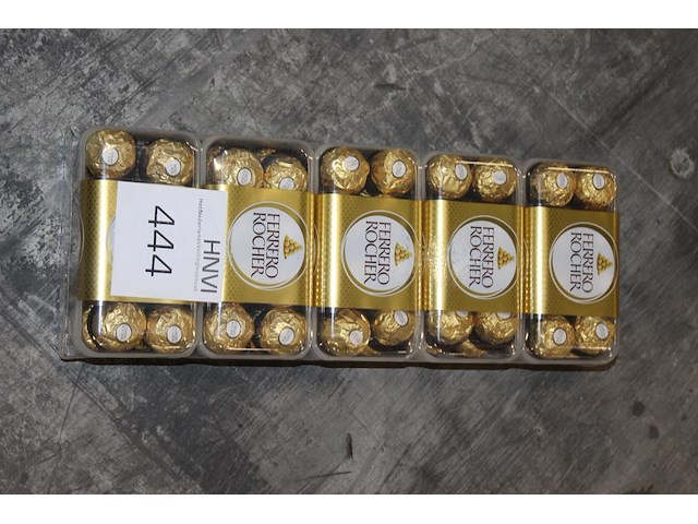 Vijf cadeauverpakkingen ferrero rocher. tht 3-26. - afbeelding 2 van  2