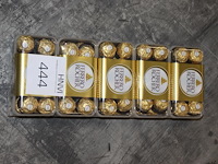 Vijf cadeauverpakkingen ferrero rocher. tht 3-26. - afbeelding 2 van  2
