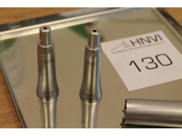 Vijf diverse hulpstukken w.o. handstuk, 2 proxeo r micromotoren en adapter. - afbeelding 3 van  3