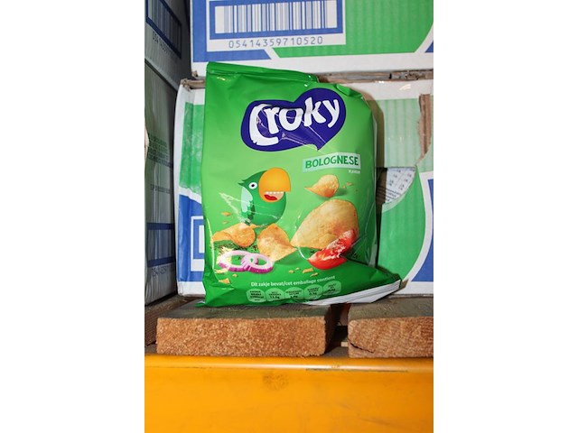 Vijf dozen croky bolognese chips. tht 5-26. - afbeelding 3 van  3