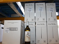 Vijf dozen droge witte wijn carabinera. 30 flessen.