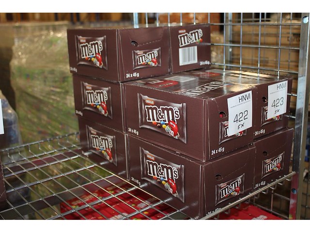 Vijf dozen m&m. 120 stuks. - afbeelding 1 van  2