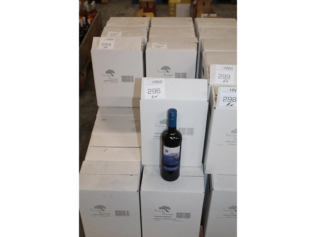 Vijf dozen rode wijn cabernet sauvignon vallee des oliviers. 30 flessen. - afbeelding 2 van  3