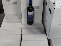 Vijf dozen rode wijn cabernet sauvignon vallee des oliviers. 30 flessen. - afbeelding 2 van  3