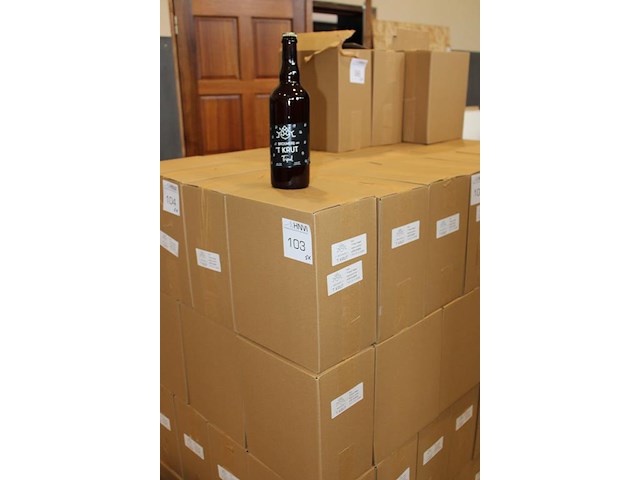 Vijf dozen tripel bier a 6 flessen van 75 cl. tht 1-11-26. - afbeelding 3 van  3