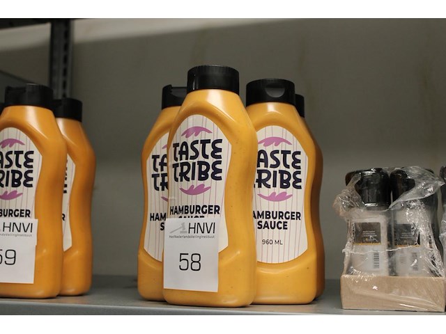 Vijf flessen hamburger sauce taste tribe. - afbeelding 1 van  2
